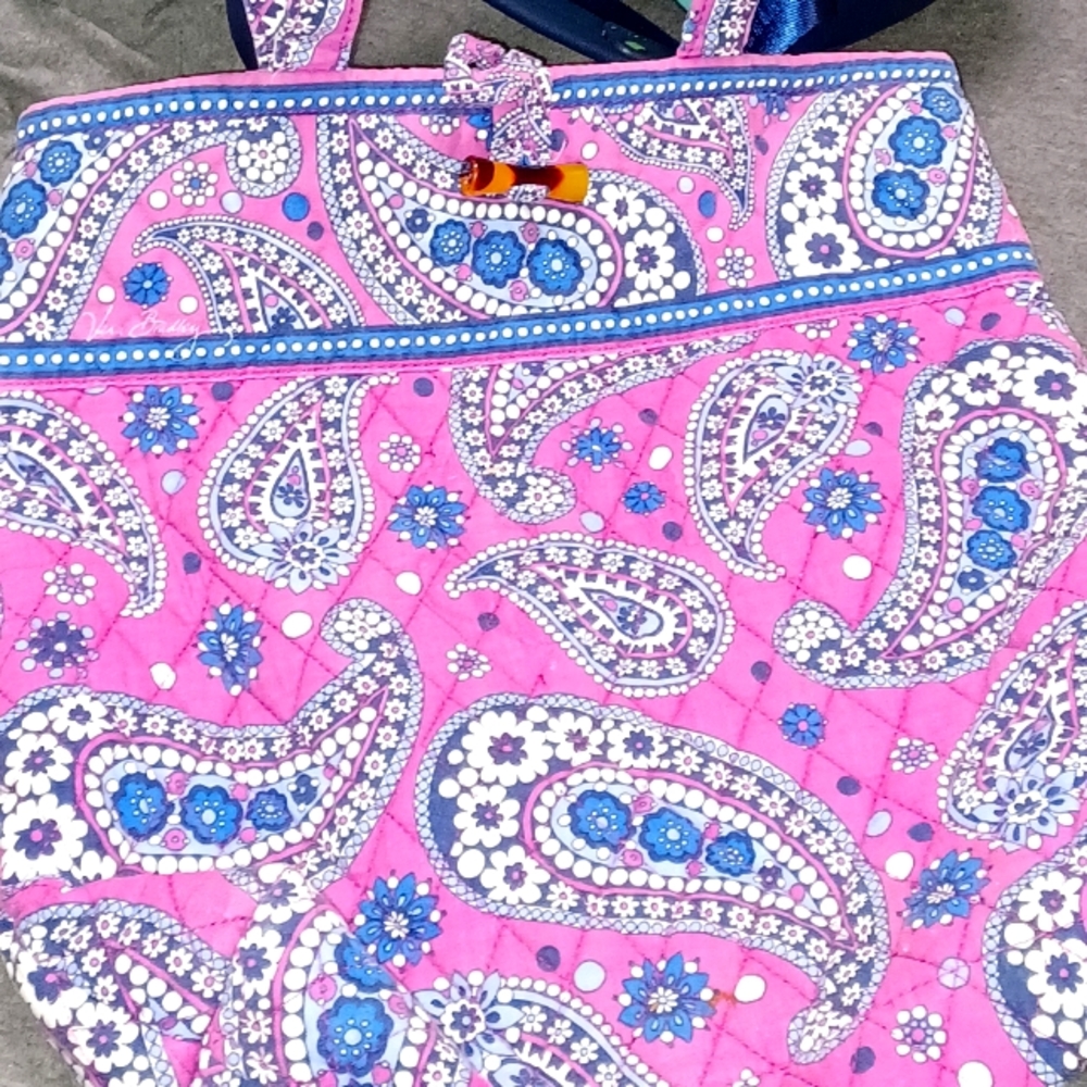 Vera Bradley TOTE